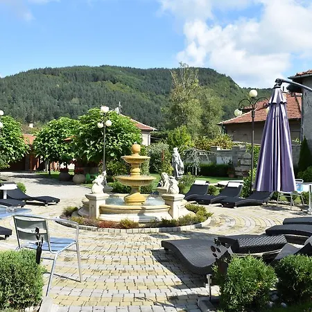 Vendégház Complex Oazis 3*