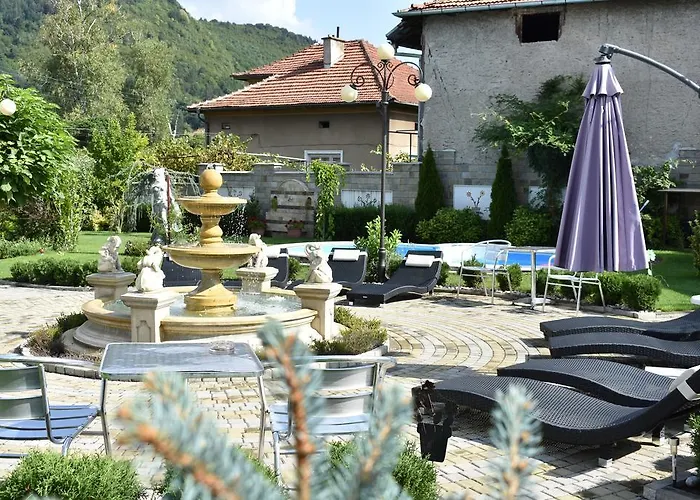 Къща за гости комплекс оазис Етрополе