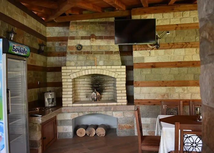 Къща за гости комплекс оазис Етрополе