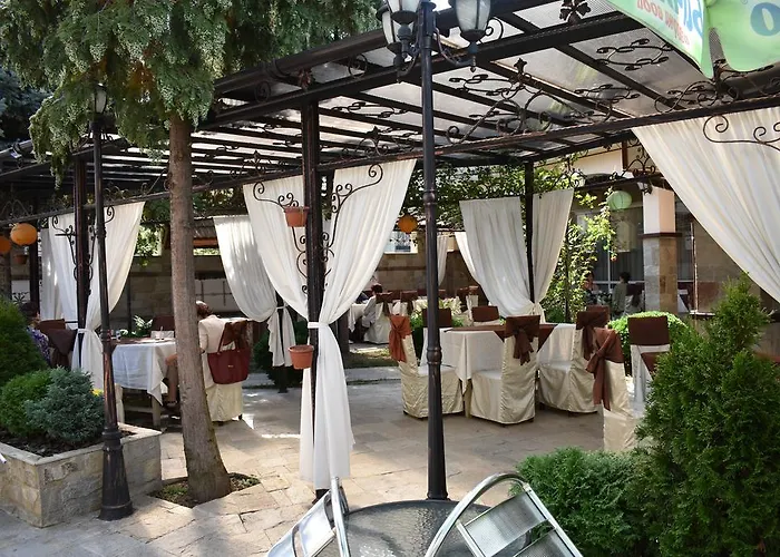 комплекс оазис 3* Етрополе