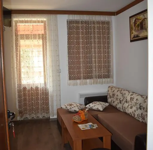 комплекс оазис Къща за гости Етрополе