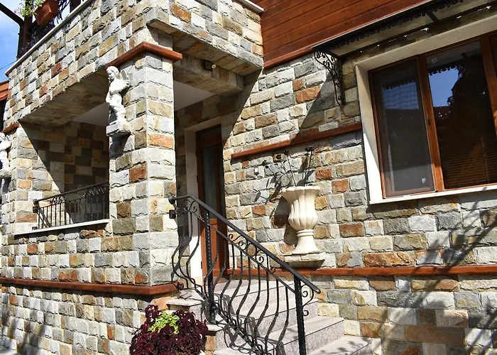 комплекс оазис Етрополе