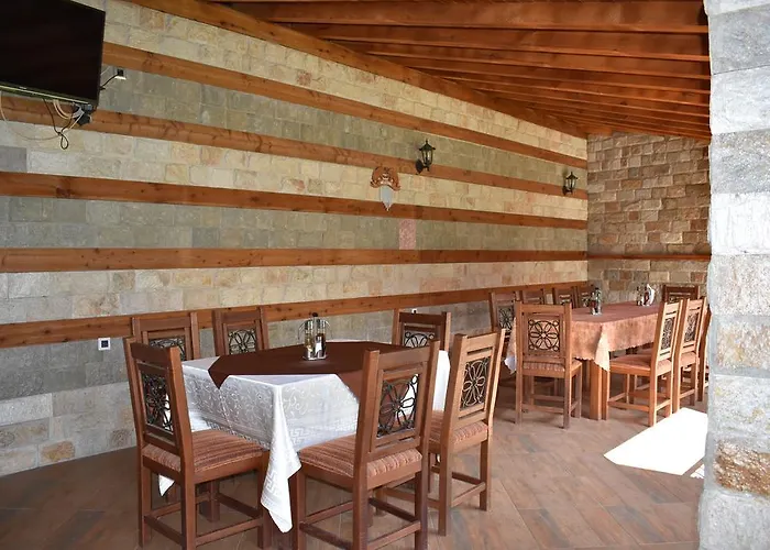 комплекс оазис Къща за гости Етрополе